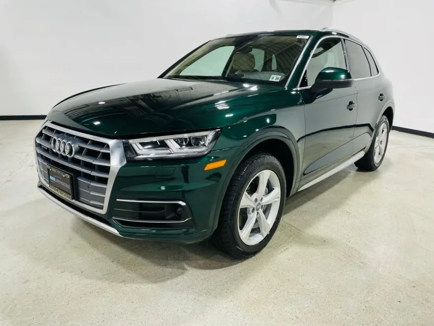 2020 Audi Q5 Premium Plus 45 TFSI S line photo 4