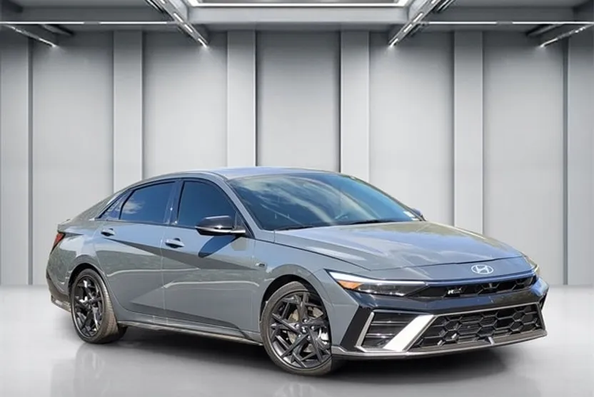 2025 Hyundai Elantra N Line photo 1