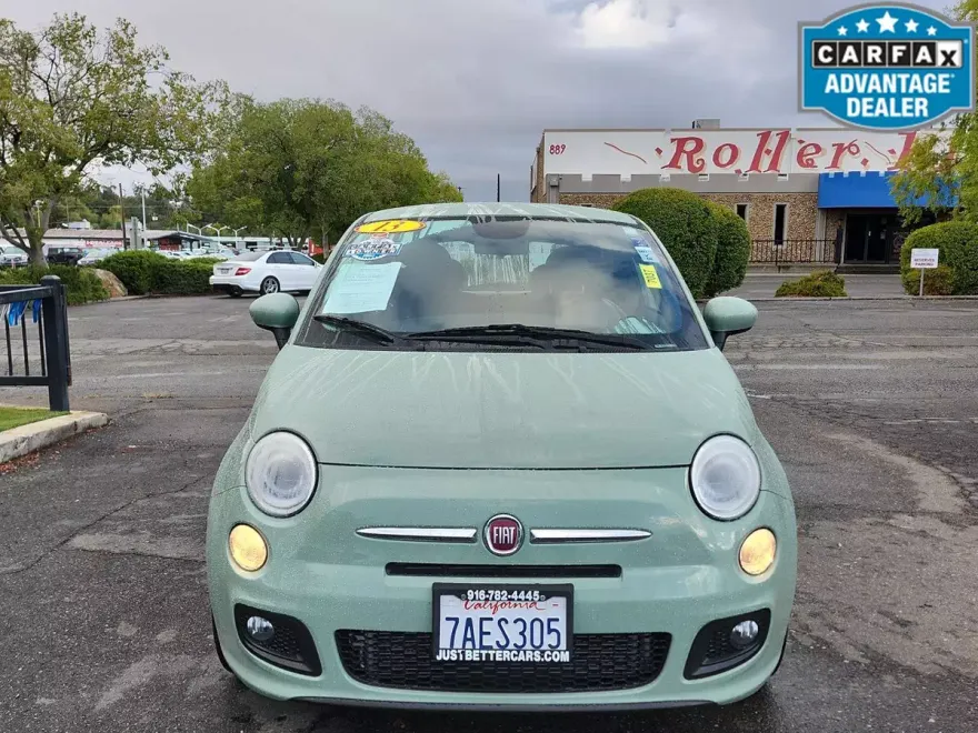 2013 Fiat 500 Sport photo 2