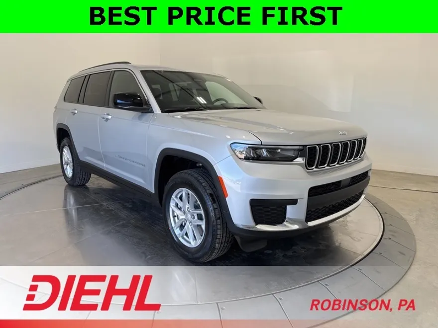 2025 Jeep Grand Cherokee Laredo photo 1
