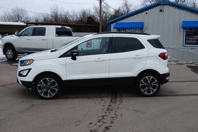 2020 Ford EcoSport SES photo 1