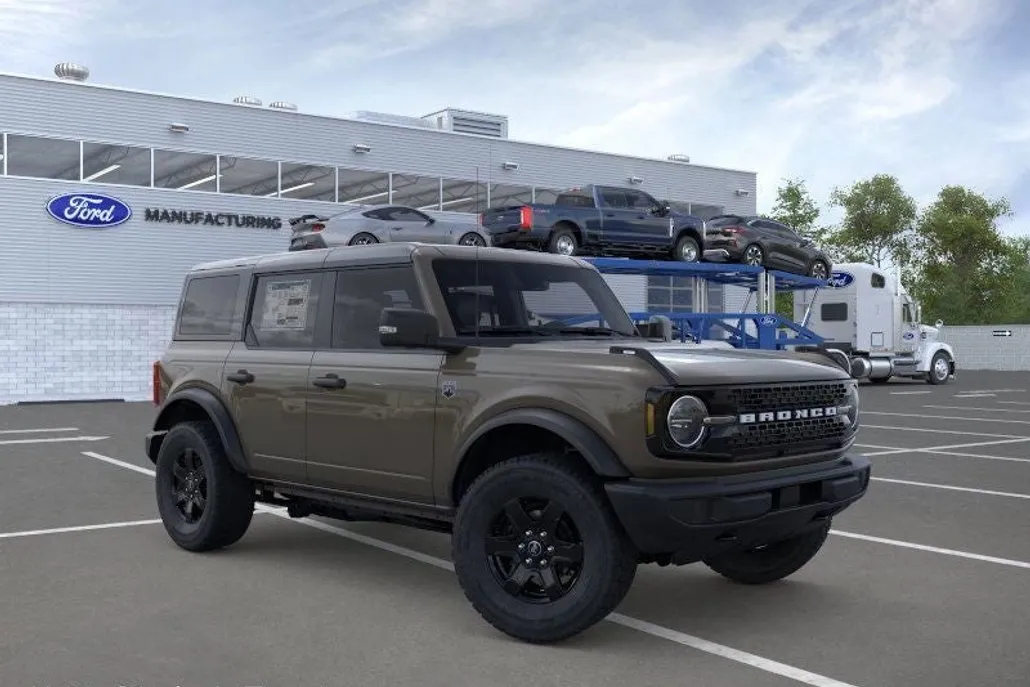 2025 Ford Bronco Big Bend photo 1