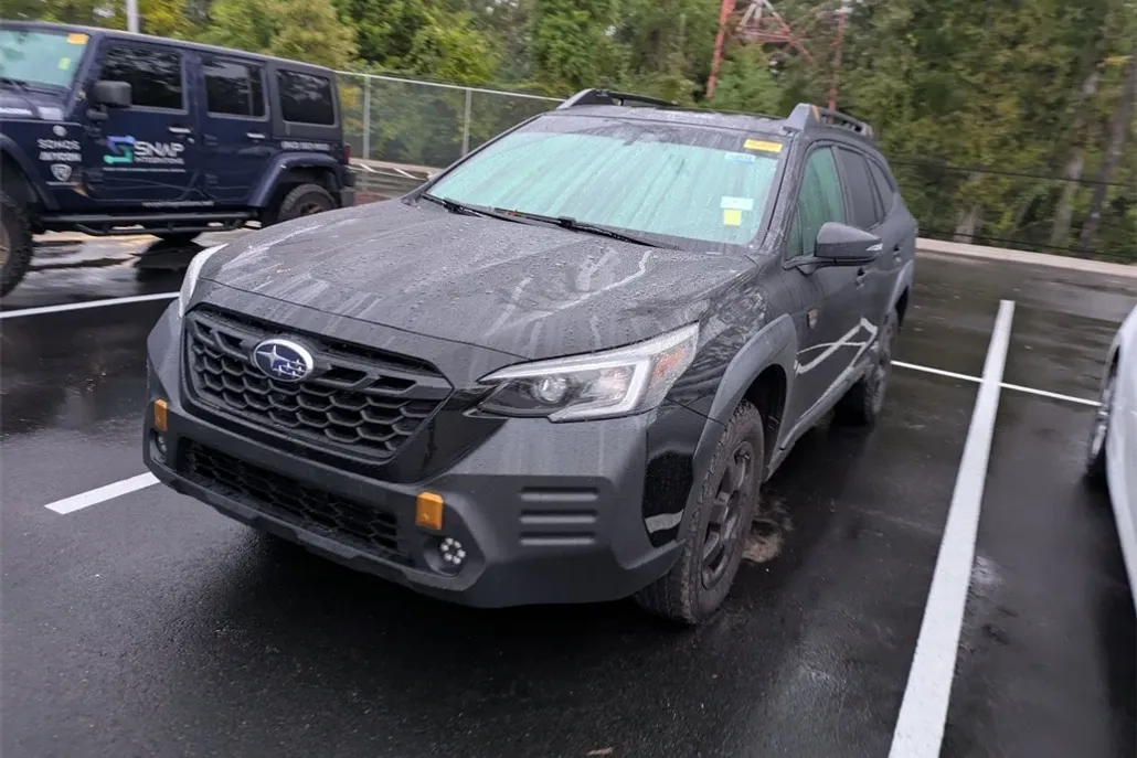 2022 Subaru Outback Wilderness photo 1