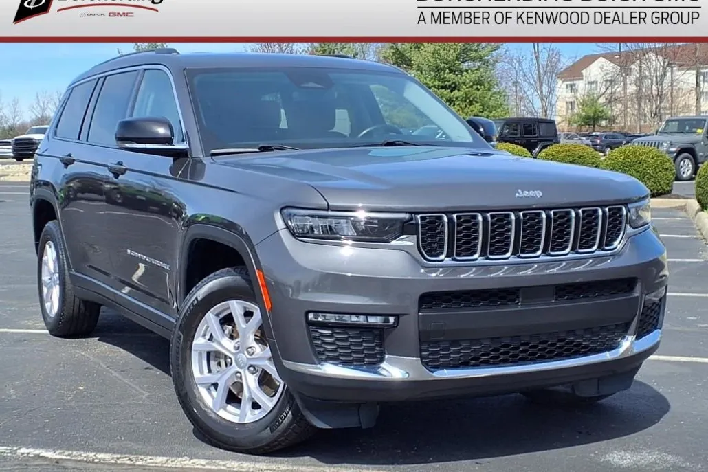 2022 Jeep Grand Cherokee Limited photo 1