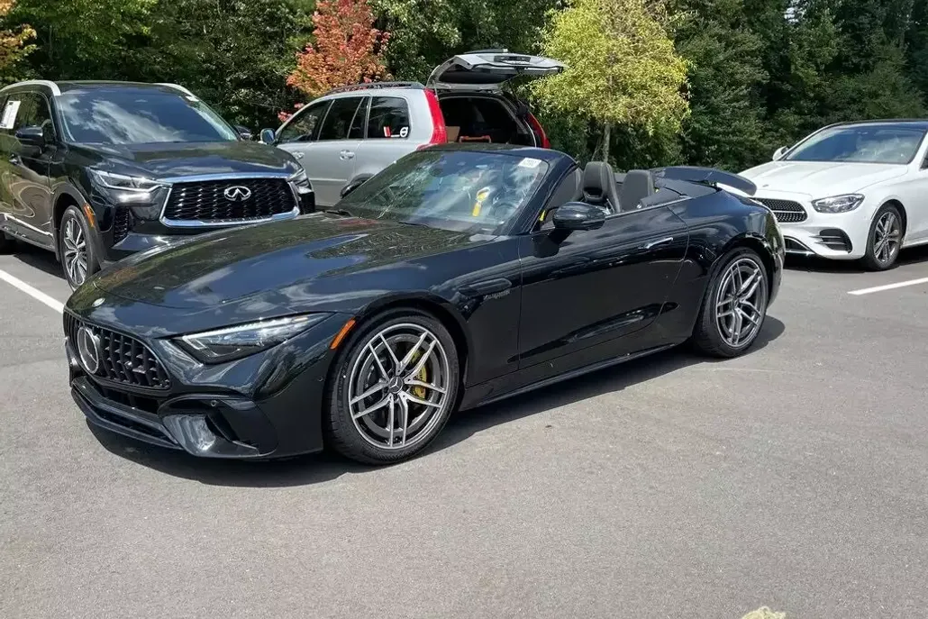 2022 Mercedes Benz SL AMG 63 photo 1