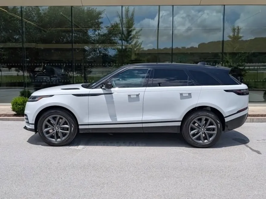 2026 Land Rover Range Rover Velar SE photo 1