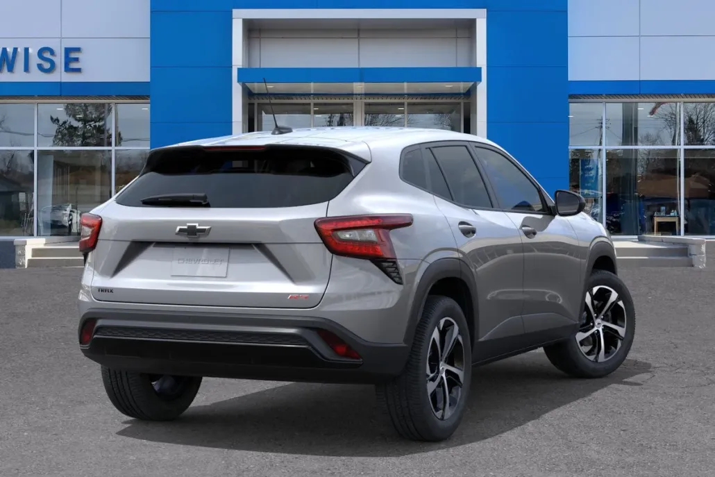 2025 Chevrolet Trax photo 1