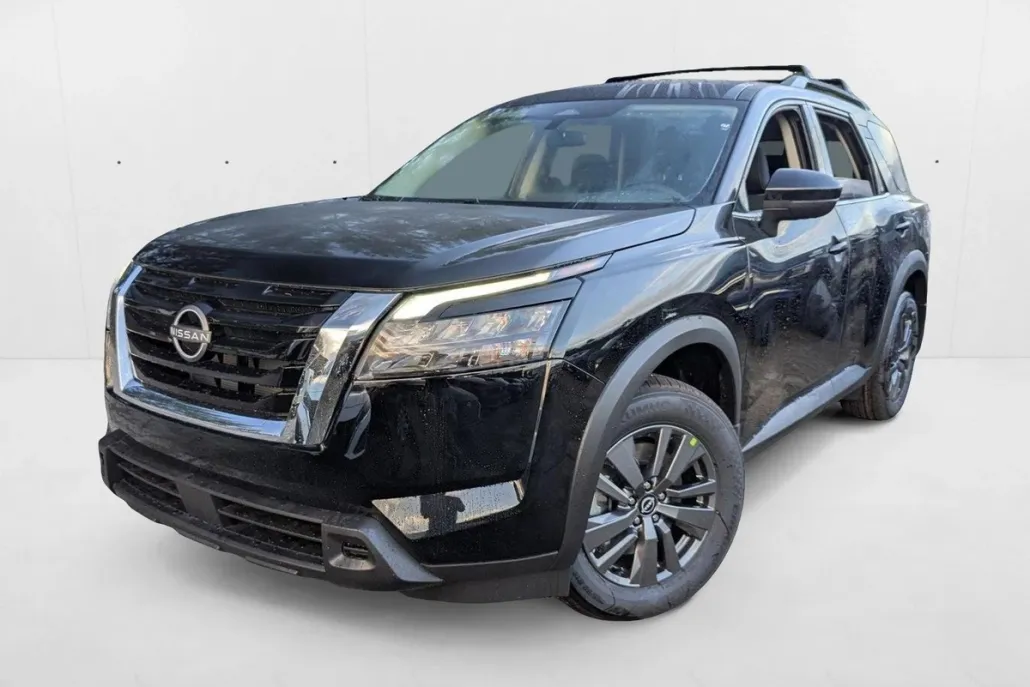 2025 Nissan Pathfinder SV photo 1