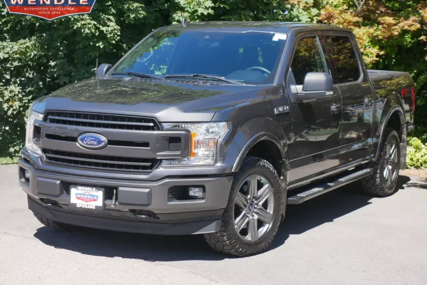 2020 Ford F-150 XLT photo 1