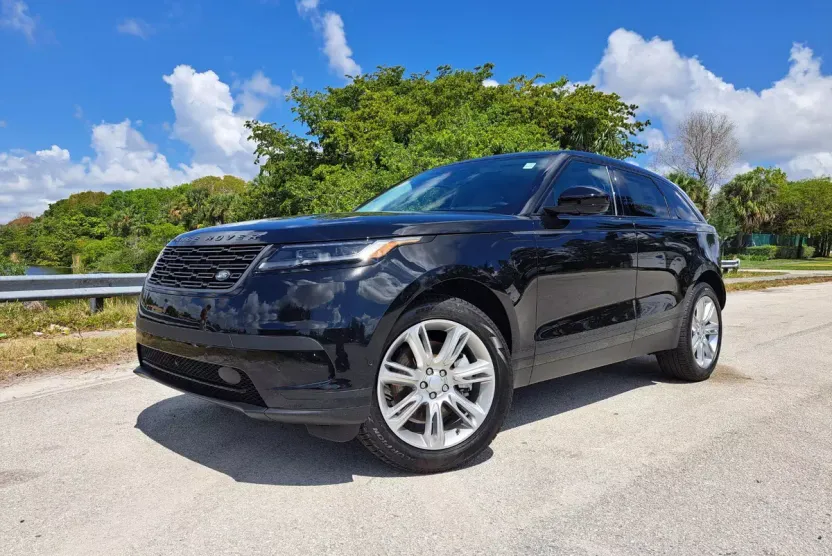 2025 Land Rover Range Rover Velar S photo 1