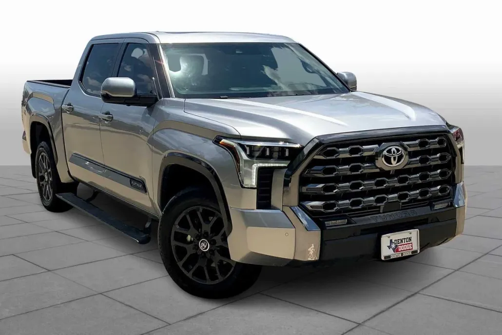 2024 Toyota Tundra Platinum CrewMax photo 1