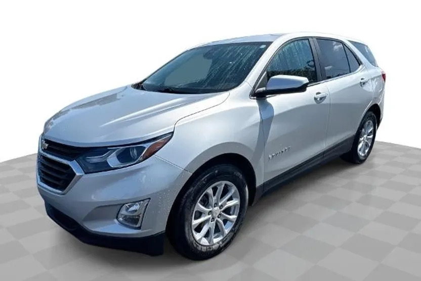 2021 Chevrolet Equinox LT photo 1