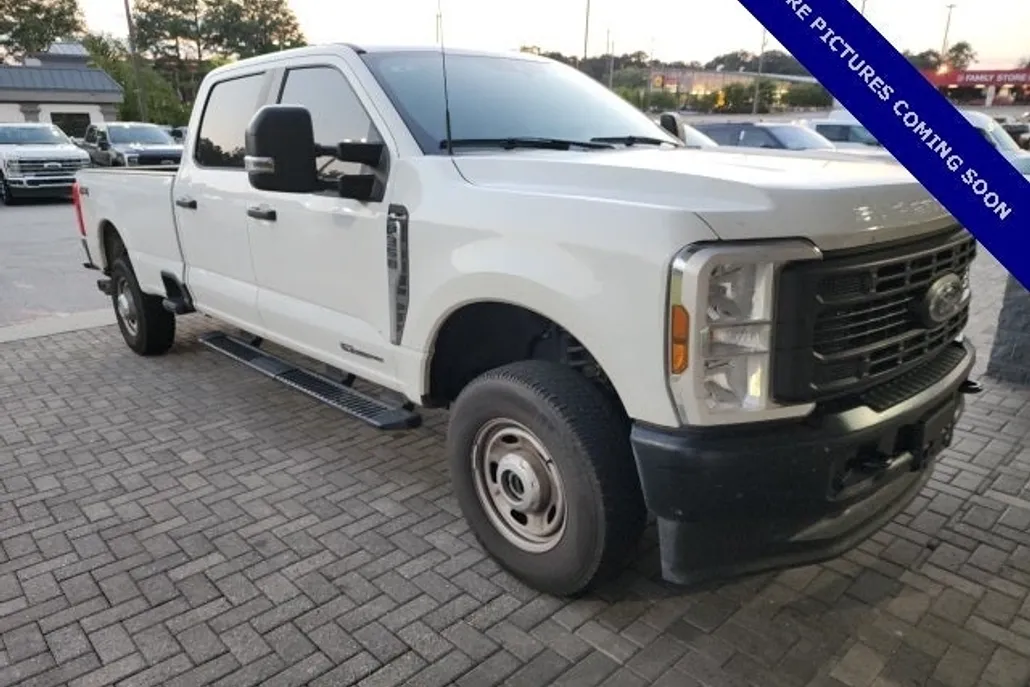 2024 Ford F-350 XL photo 1