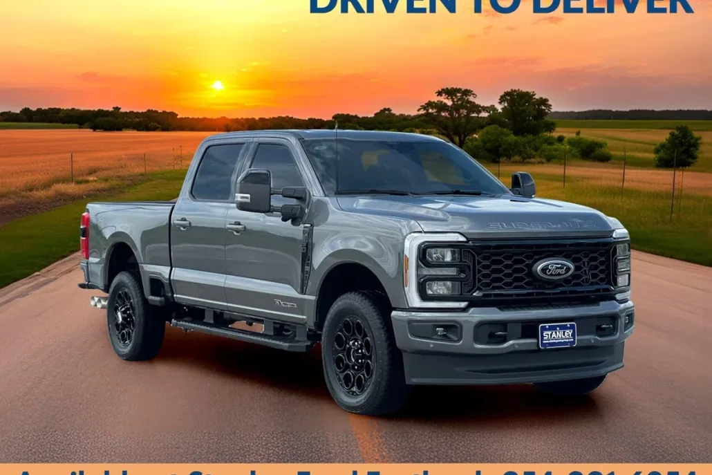 2025 Ford F-350 Lariat photo 1