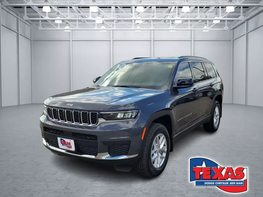 2025 Jeep Grand Cherokee Laredo photo 1