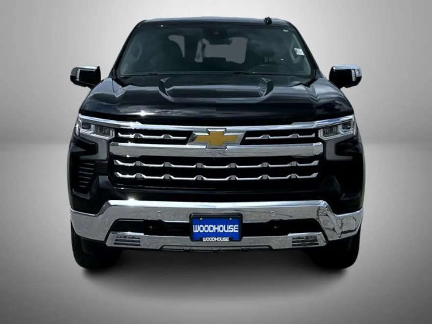 2022 Chevrolet Silverado 1500 LTZ photo 1
