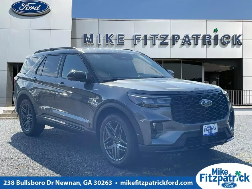 2025 Ford Explorer ST-Line photo 1
