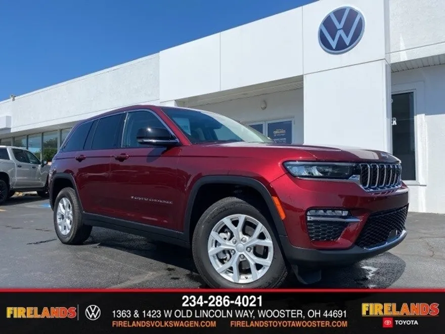 2023 Jeep Grand Cherokee Limited photo 1