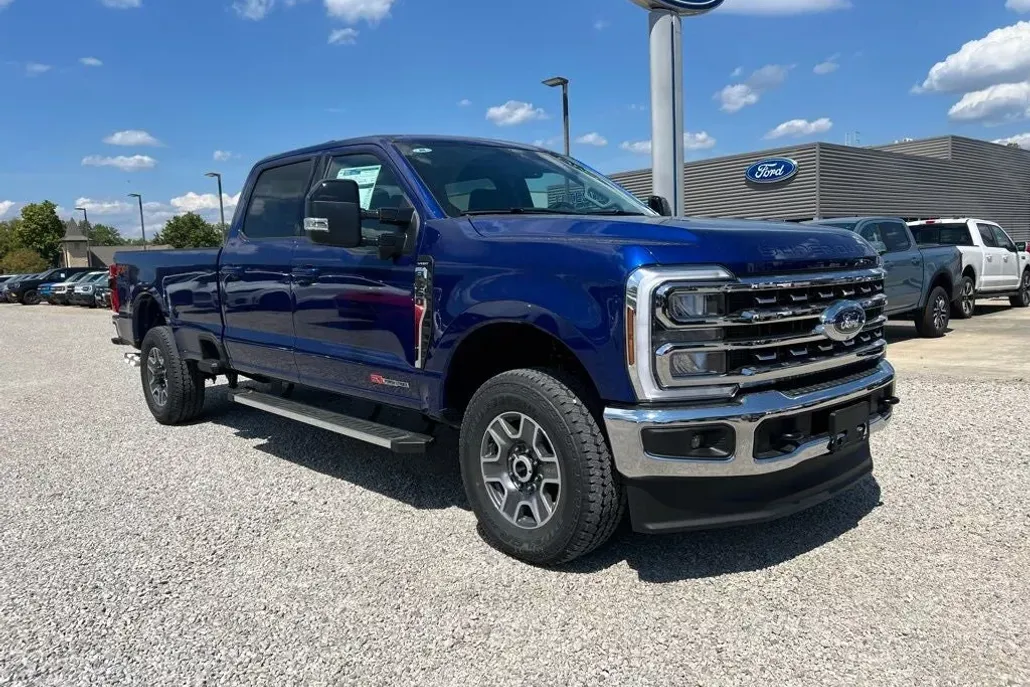 2026 Ford F-350 Lariat photo 1