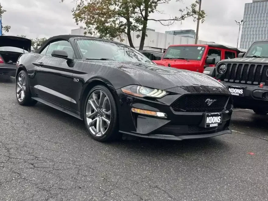 2018 Ford Mustang GT Premium photo 1