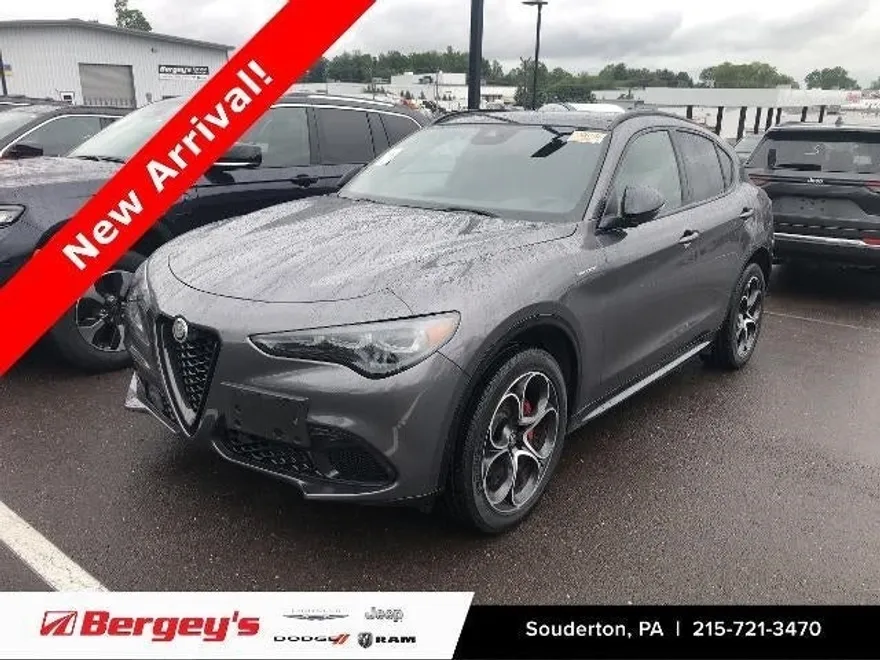 2024 Alfa Romeo Stelvio Tributo Italiano photo 1
