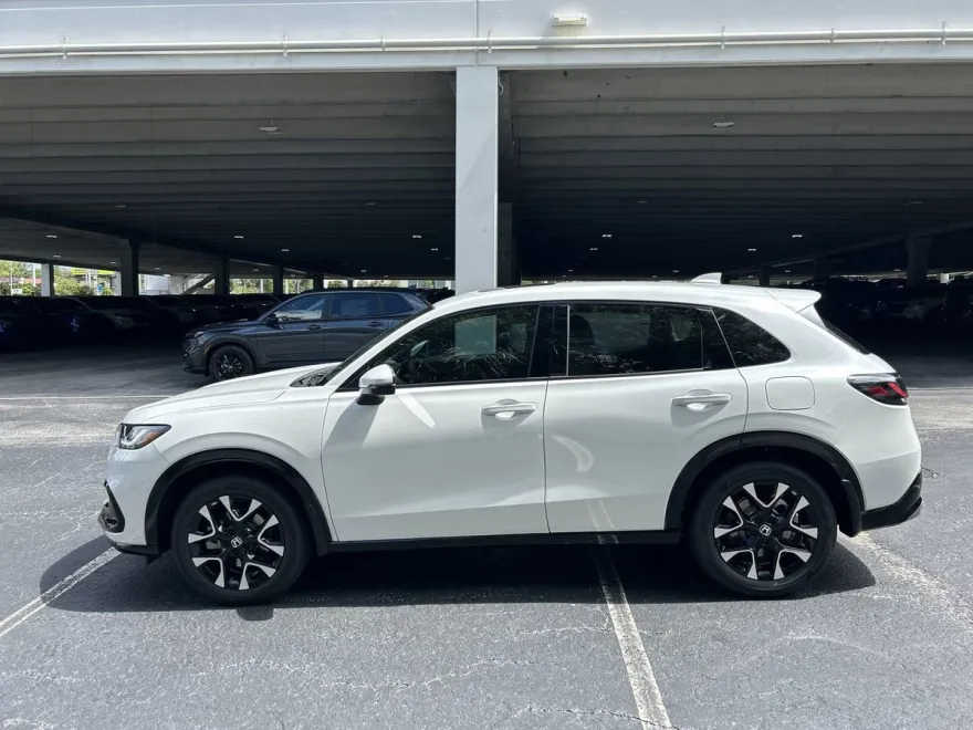2026 Honda HR-V EX-L photo 1