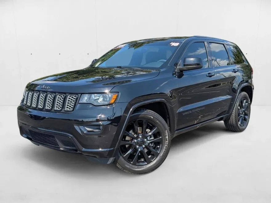 2018 Jeep Grand Cherokee Altitude photo 1