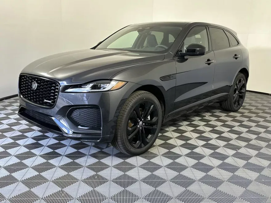 2025 Jaguar F-PACE R-Dynamic S photo 1