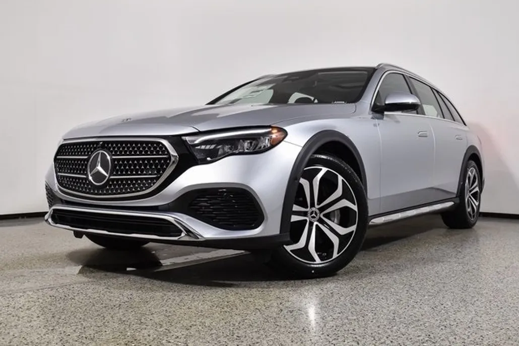 2025 Mercedes Benz E 450 4MATIC All-Terrain photo 1