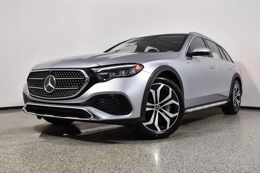 2025 Mercedes Benz E 450 4MATIC All-Terrain photo 1