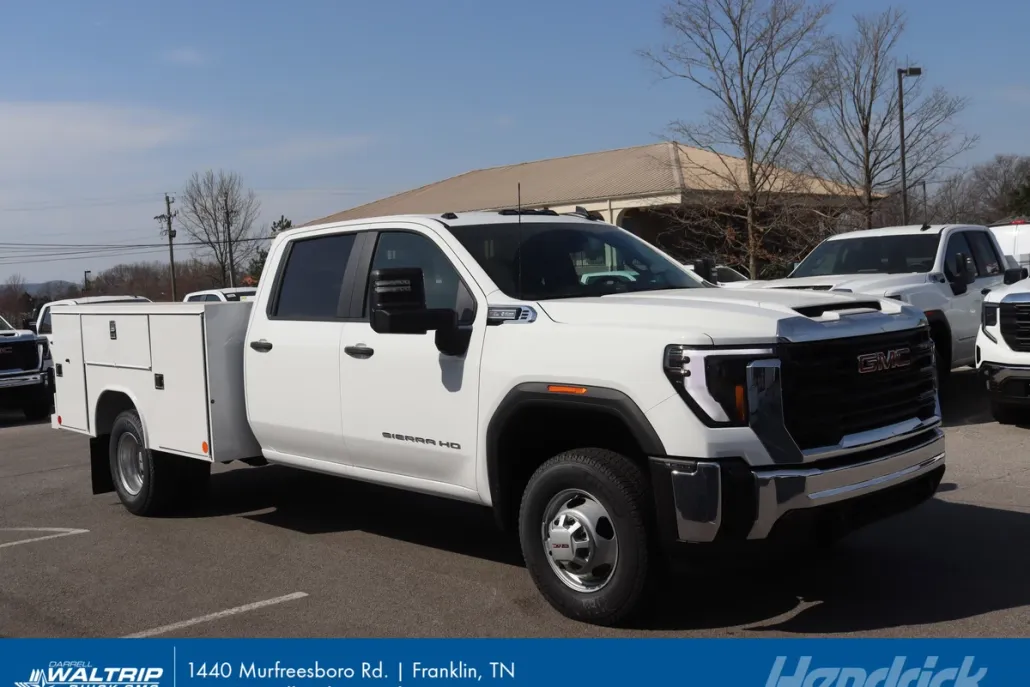 2025 Gmc Sierra 3500 HD Pro photo 1