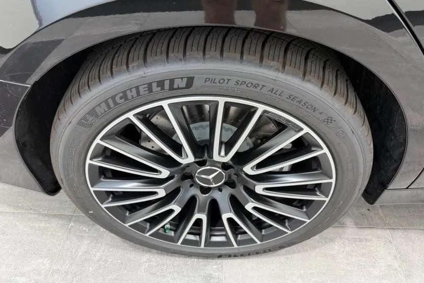 2026 Mercedes Benz E AMG 4MATIC photo 1