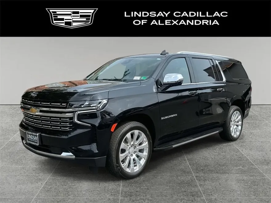 2023 Chevrolet Suburban Premier photo 1