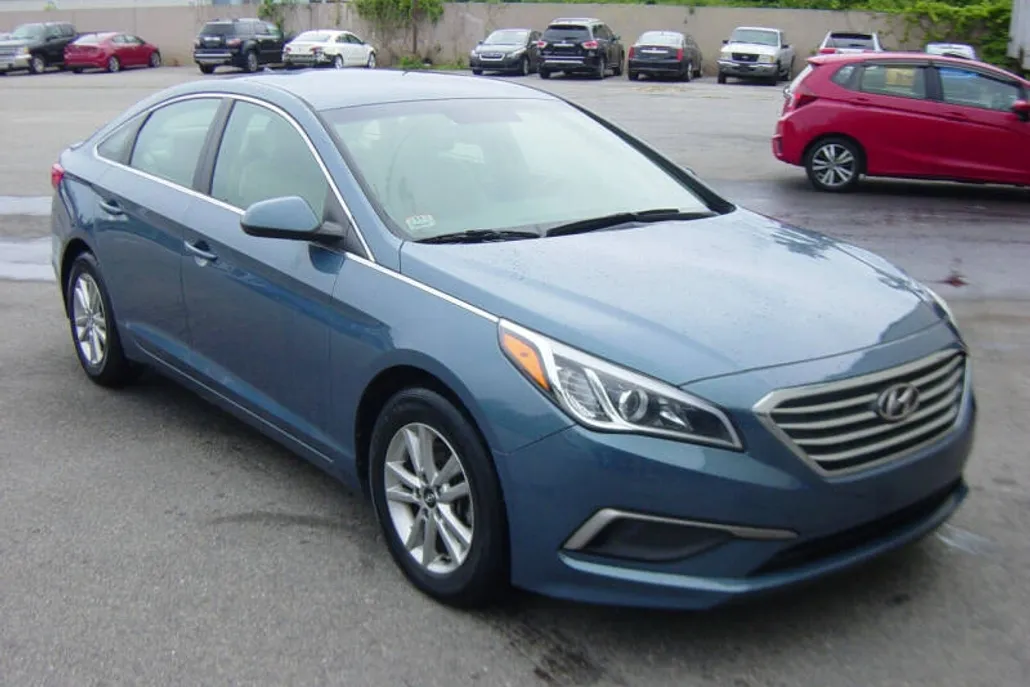 2017 Hyundai Sonata SE Eco photo 1