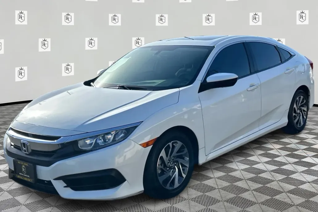 2017 Honda Civic EX photo 1