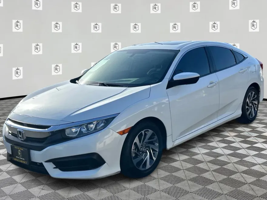 2017 Honda Civic EX photo 1