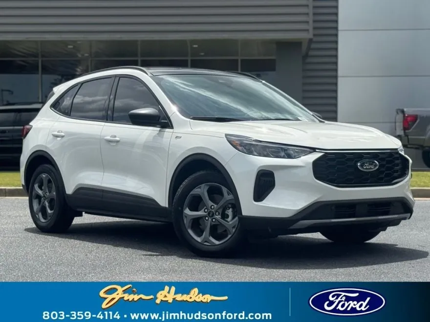 2025 Ford Escape ST-Line photo 1