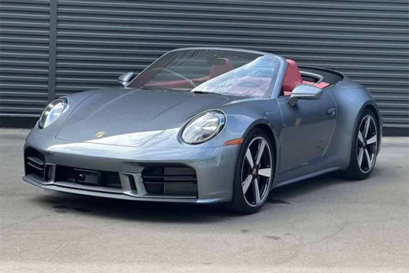 2026 Porsche 911 Cabriolet photo 1