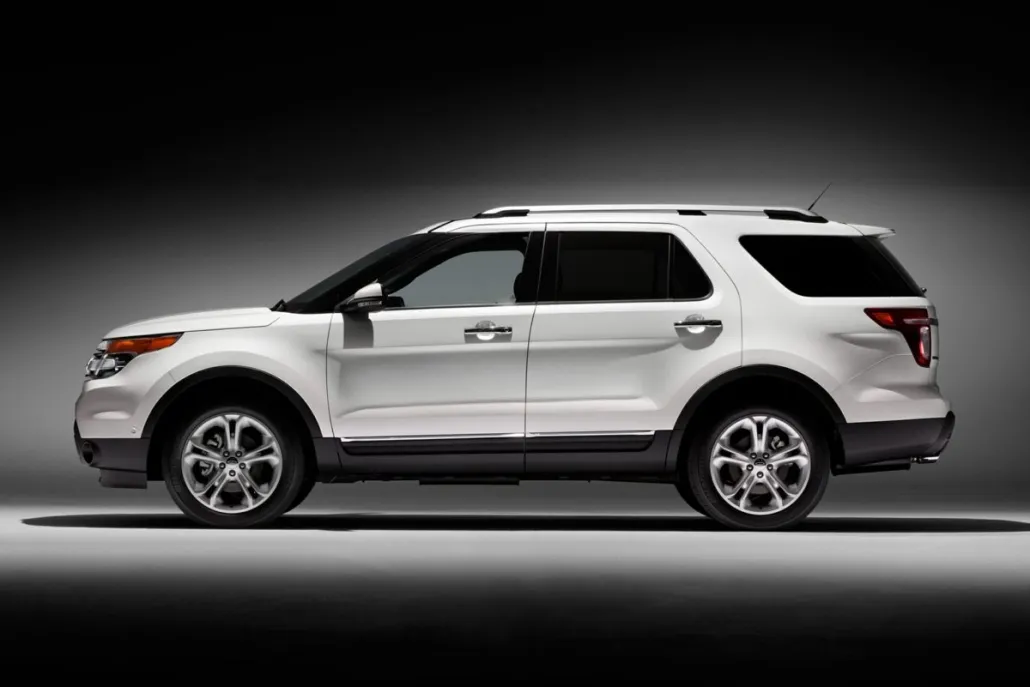 2015 Ford Explorer XLT photo 1