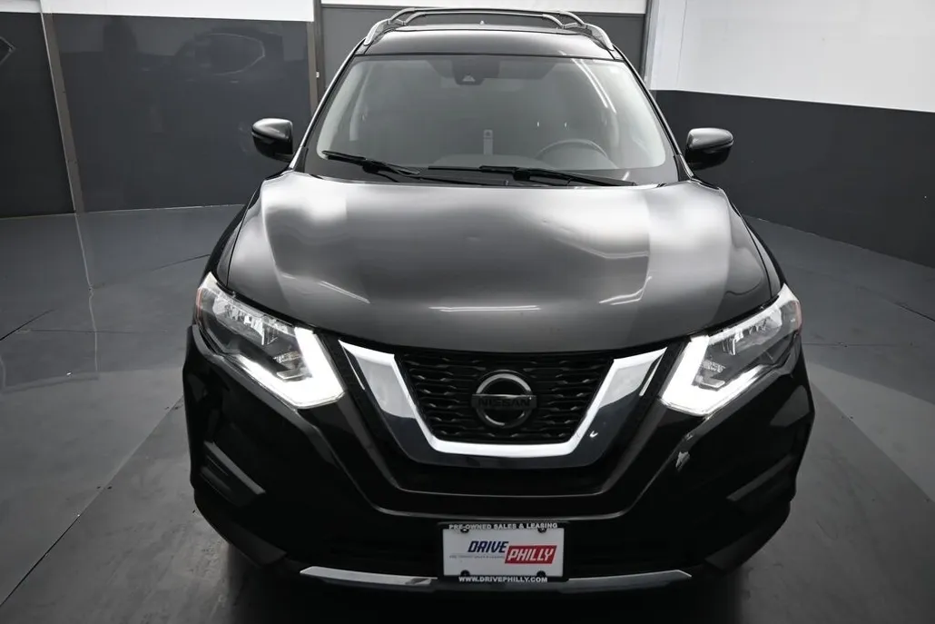 2020 Nissan Rogue S photo 1