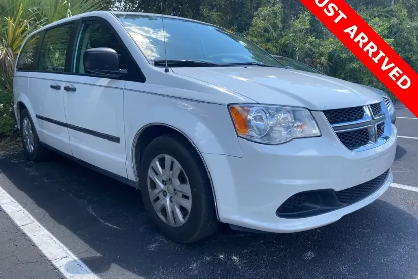 2016 Dodge Grand Caravan SE photo 1