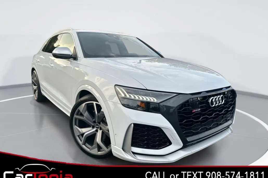 2022 Audi RS Q8 photo 1