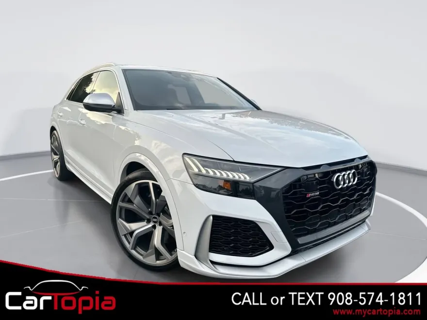2022 Audi RS Q8 photo 1