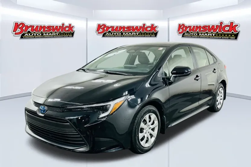 2023 Toyota Corolla Hybrid LE photo 1