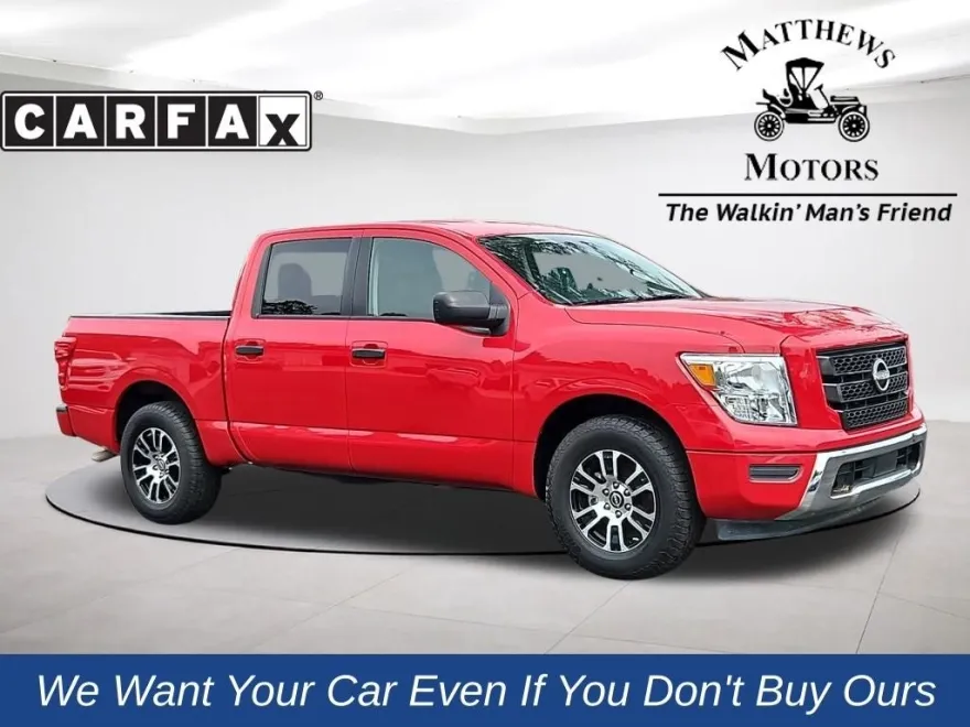 2023 Nissan Titan SV photo 1
