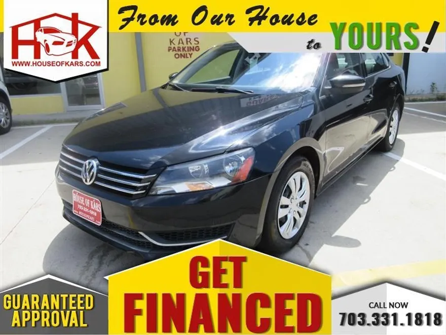 2014 Volkswagen Passat S photo 1