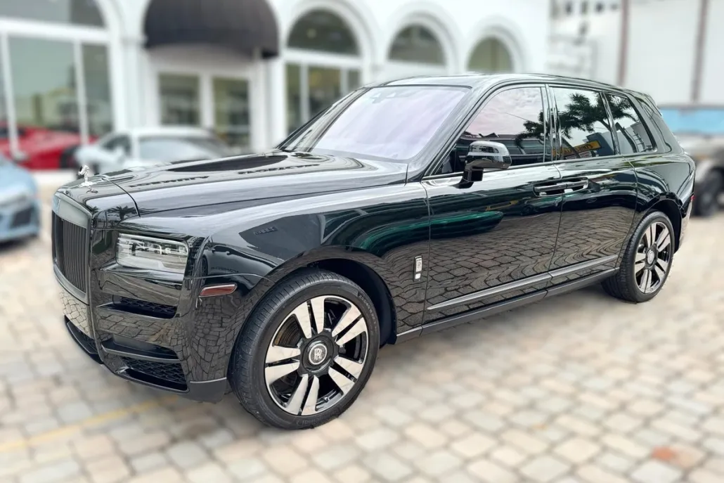2023 Rolls Royce Cullinan RR31 photo 1
