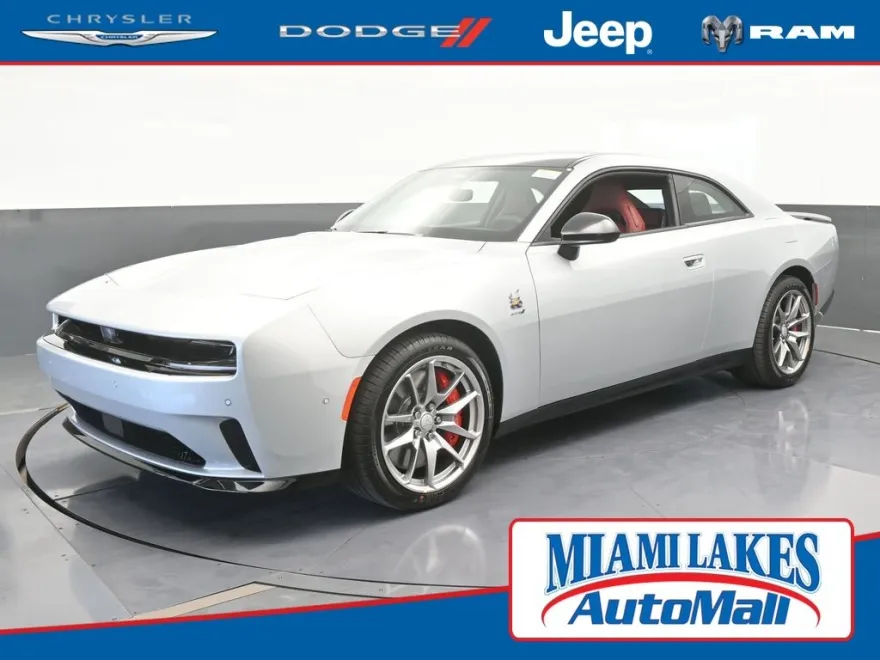 2025 Dodge Charger R/T Scat Pack photo 1