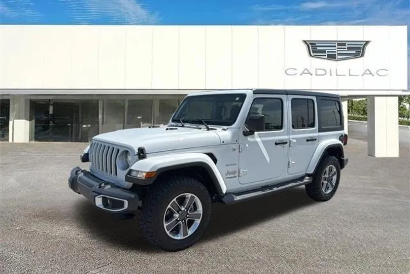 2020 Jeep Wrangler Unlimited Sahara photo 1