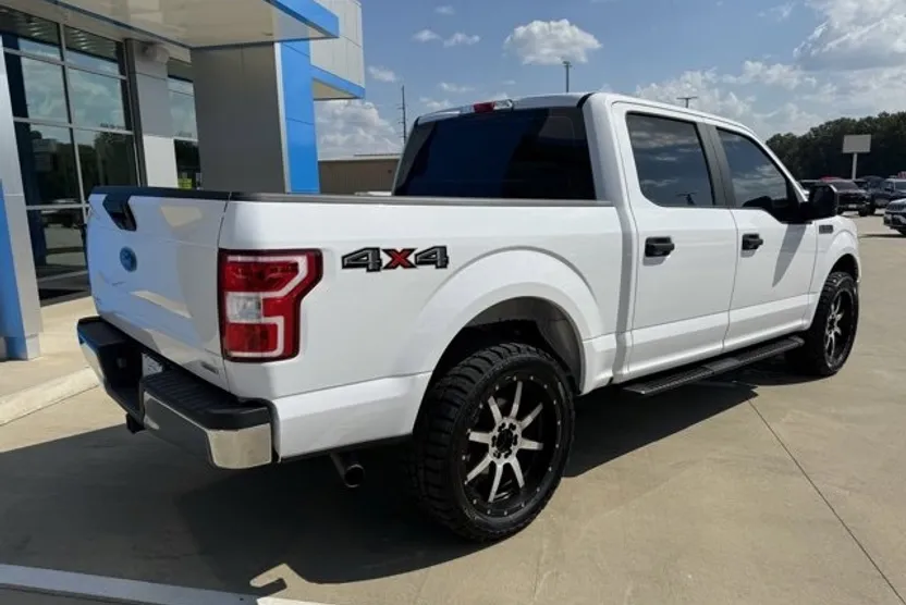 2019 Ford F-150 XL photo 1